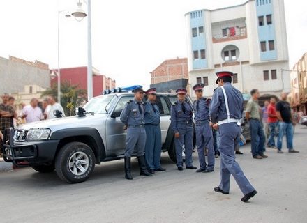 المركز القضائي لدرك تيزنيت يشن حربا بلا هوادة على مروجي المخدرات المركز القضائي لدرك تيزنيت يشن حربا بلا هوادة على مروجي المخدرات