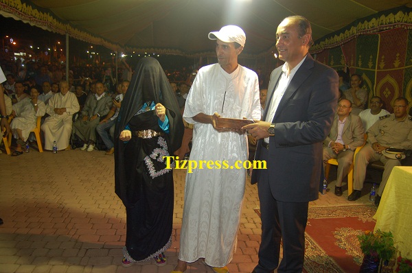 ثلاثة عشرعريس وعروسة يستفيدون من الزواج الجماعي بمهرجان تيفاوين بتافراوت ثلاثة عشرعريس وعروسة يستفيدون من الزواج الجماعي بمهرجان تيفاوين بتافراوت