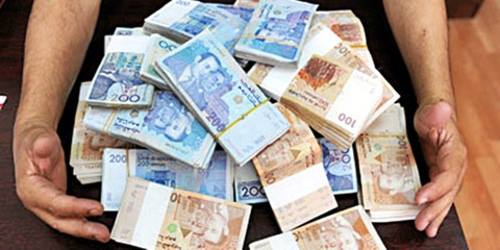 جديد اعتقال مدير وزارة التجهيز بتزنيت: ضبطه متلبسا بتلقي 30 مليون سنتيما كرشوة من شركة متخصصة في الأشغال العمومية جديد اعتقال مدير وزارة التجهيز بتزنيت: ضبطه متلبسا بتلقي 30 مليون سنتيما كرشوة من شركة متخصصة في الأشغال العمومية