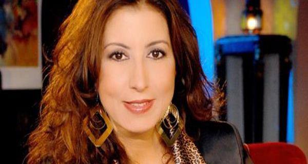 فاطمة الإفريقي للملك: الشعب يعرف من جعل من الفقراء فئران تجارب فاطمة الإفريقي للملك: الشعب يعرف من جعل من الفقراء فئران تجارب