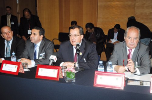 الجمع العام الاستثنائي للجامعة الملكية المغربية لكرة القدم يصادق على مشروع القانون الأساسي الجديد للجامعة الجمع العام الاستثنائي للجامعة الملكية المغربية لكرة القدم يصادق على مشروع القانون الأساسي الجديد للجامعة