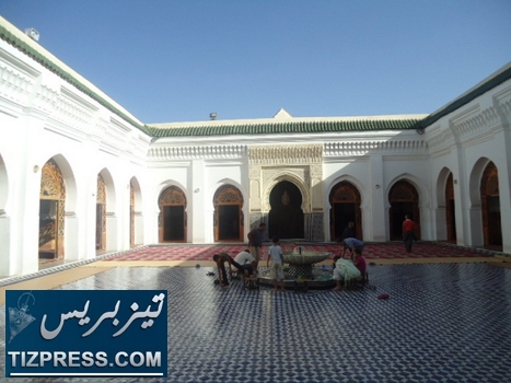 تاريخ زاهر للجامع الكبير بتارودانت خلال القرنيين 10 و11 الهجريين تاريخ زاهر للجامع الكبير بتارودانت خلال القرنيين 10 و11 الهجريين