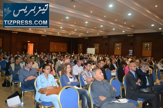 agadir: الاكتضاض يهدد كلية الآداب والعلوم الإنسانية بأكادير بالإنفجار.. جامعة ابن زهر تغطي 53 بالمائة من مساحة المغرب؟؟!! agadir: الاكتضاض يهدد كلية الآداب والعلوم الإنسانية بأكادير بالإنفجار.. جامعة ابن زهر تغطي 53 بالمائة من مساحة المغرب؟؟!!