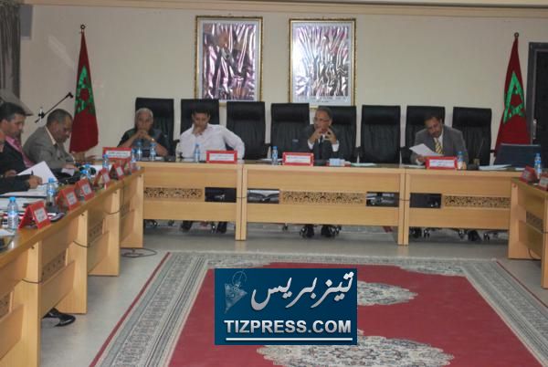 سيدي إفني: السلطة الاقليمية تترأس أشغال اللجنة الاقليمية للمبادرة الوطنية للتنمية البشرية. سيدي إفني: السلطة الاقليمية تترأس أشغال اللجنة الاقليمية للمبادرة الوطنية للتنمية البشرية.