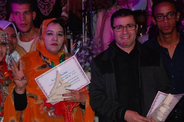 ابراهيم المزند رجل السنة وتبعمرانت شخصيتها في حفل فني لجمعية أكادير موفمون ابراهيم المزند رجل السنة وتبعمرانت شخصيتها في حفل فني لجمعية أكادير موفمون