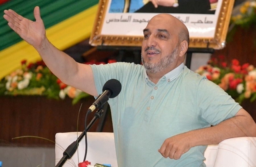 أبوزيد يعتذر لكل من أساءت إليه النكتة ويستغرب صمت الهيئات الحقوقية عن تهديد سلامته أبوزيد يعتذر لكل من أساءت إليه النكتة ويستغرب صمت الهيئات الحقوقية عن تهديد سلامته