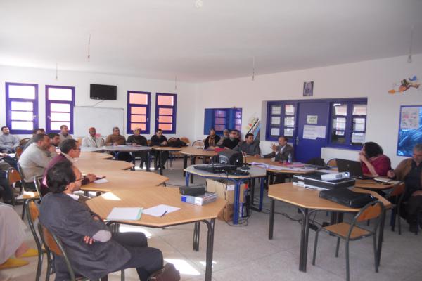 دورة تكوينية لفائدة أساتذة اللغة الفرنسية بالمدارس الجماعاتية التابعة لنيابة تيزنيت دورة تكوينية لفائدة أساتذة اللغة الفرنسية بالمدارس الجماعاتية التابعة لنيابة تيزنيت
