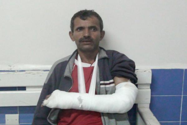 افراد عصابة بوتزكيت يهاجمون ضحايا جدد بالاخصاص سيدي افني افراد عصابة بوتزكيت يهاجمون ضحايا جدد بالاخصاص سيدي افني
