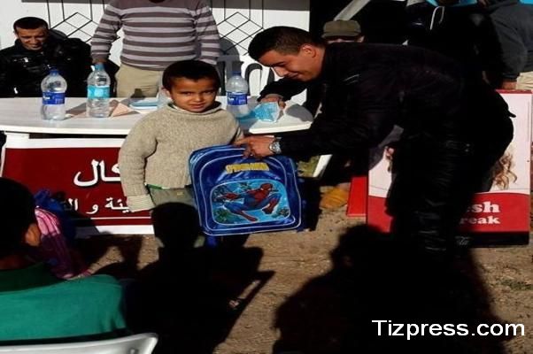 تيزنيت: تدوارت تحتضن نشاطا تضامنيا من تنظيم جمعية إمدوكال تيزنيت: تدوارت تحتضن نشاطا تضامنيا من تنظيم جمعية إمدوكال