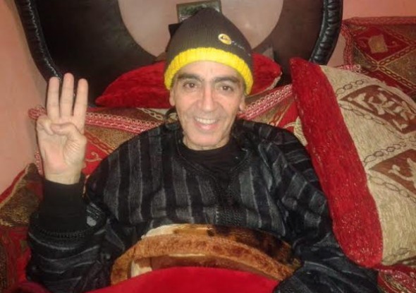 الفنان عبد العزيز الشامخ في ذمة الله وطاقم جريدة تيزبريس يعزي الزميلة زينة همو زوجة المرحوم الفنان عبد العزيز الشامخ في ذمة الله وطاقم جريدة تيزبريس يعزي الزميلة زينة همو زوجة المرحوم