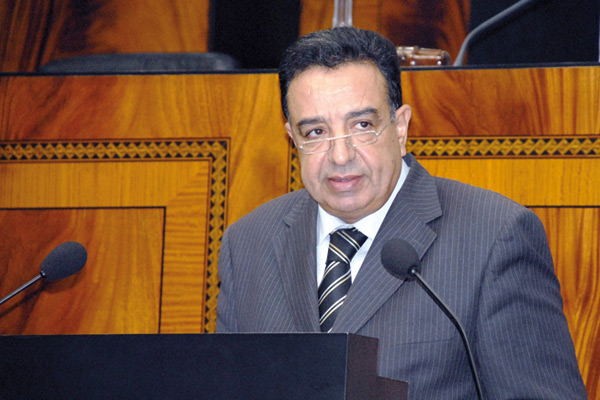 الزايدي يتخلى عن رئاسة الفريق الاشتراكي بمجلس النواب الزايدي يتخلى عن رئاسة الفريق الاشتراكي بمجلس النواب