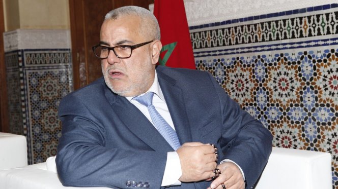 بنكيران للمعلمين: “ماتبقاوش تبوسو التلاميذ” بنكيران للمعلمين: “ماتبقاوش تبوسو التلاميذ”