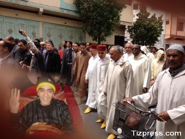 عامل عمالة إنزكان أيت ملول يترأس مراسيم جنازة الفنان المقتدر عبد العزيز الشامخ عامل عمالة إنزكان أيت ملول يترأس مراسيم جنازة الفنان المقتدر عبد العزيز الشامخ