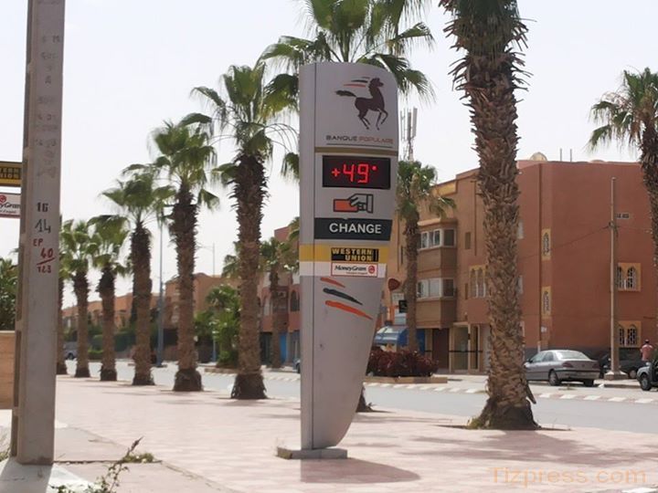 موجة الحرارة تتجاوز الأربعين درجة بـمدينة “تيزنيت” موجة الحرارة تتجاوز الأربعين درجة بـمدينة “تيزنيت”