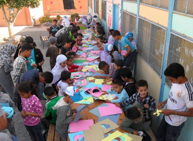 تيزنيت : جمعية آنيا للإبداعات الفنية في ضيافة وحدة أتبان بمجموعة مدارس ابن سينا تيزنيت : جمعية آنيا للإبداعات الفنية في ضيافة وحدة أتبان بمجموعة مدارس ابن سينا