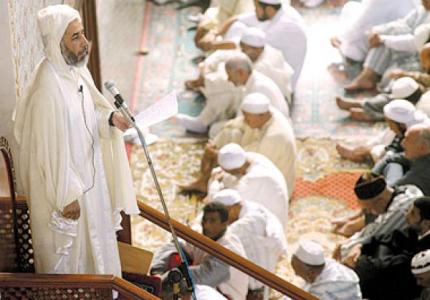 هل تم منع الأئمة من الدعاء على إسرائيل في المساجد؟ هل تم منع الأئمة من الدعاء على إسرائيل في المساجد؟