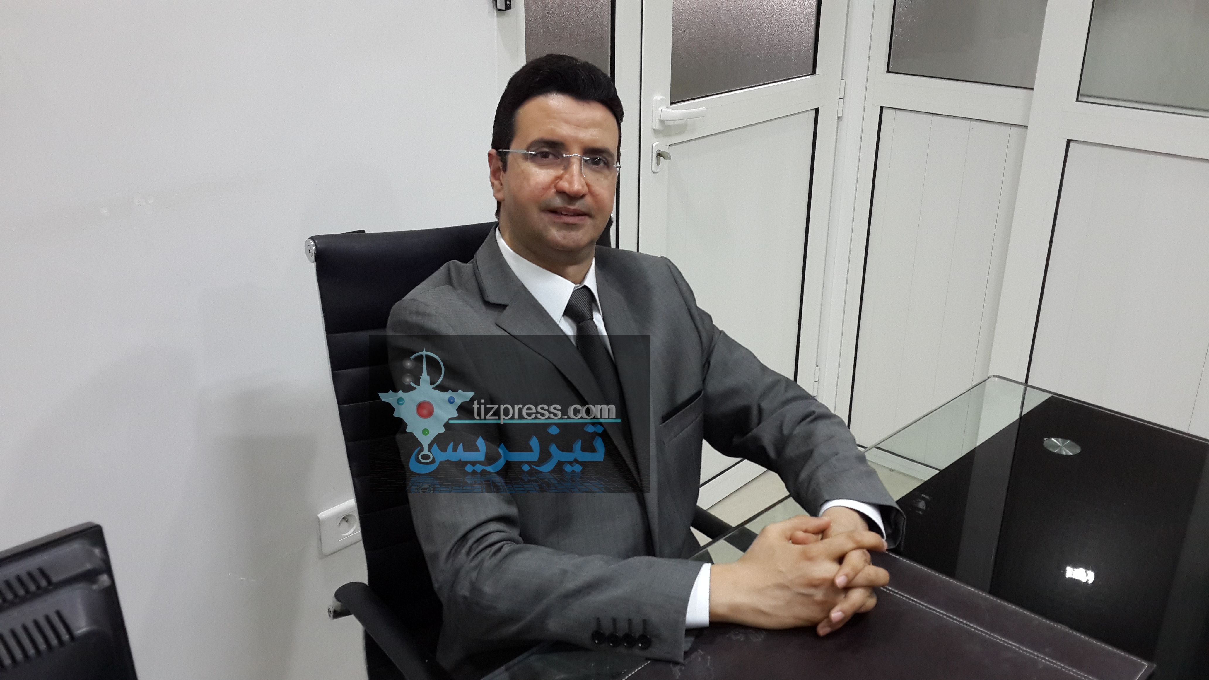 د. الحسين لاركو، رئيس جمعية أطباء الأسنان بتيزنيت: “الجمعية تتكفل بـ 115 طفلا يتيما لإجراء العلاجات الضرورية لهم” د. الحسين لاركو، رئيس جمعية أطباء الأسنان بتيزنيت: “الجمعية تتكفل بـ 115 طفلا يتيما لإجراء العلاجات الضرورية لهم”