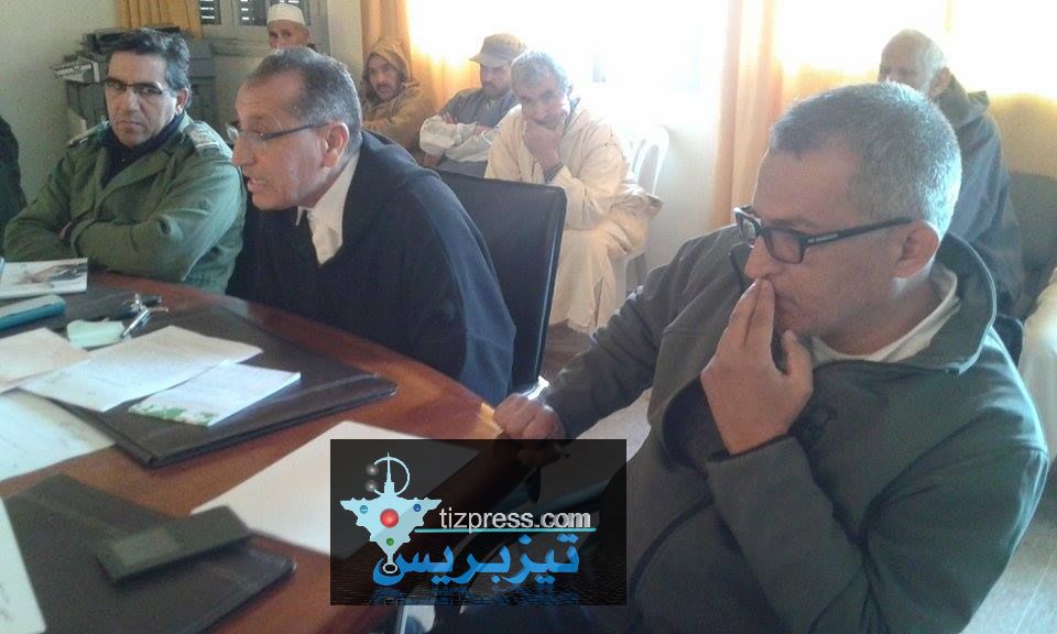 أكلو : تفاصيل الدورة الإستثنائية لدراسة وتقييم الأثار والخسائر الناجمة عن الفيضانات الاخيرة ( صور + فيديو ) أكلو : تفاصيل الدورة الإستثنائية لدراسة وتقييم الأثار والخسائر الناجمة عن الفيضانات الاخيرة ( صور + فيديو )
