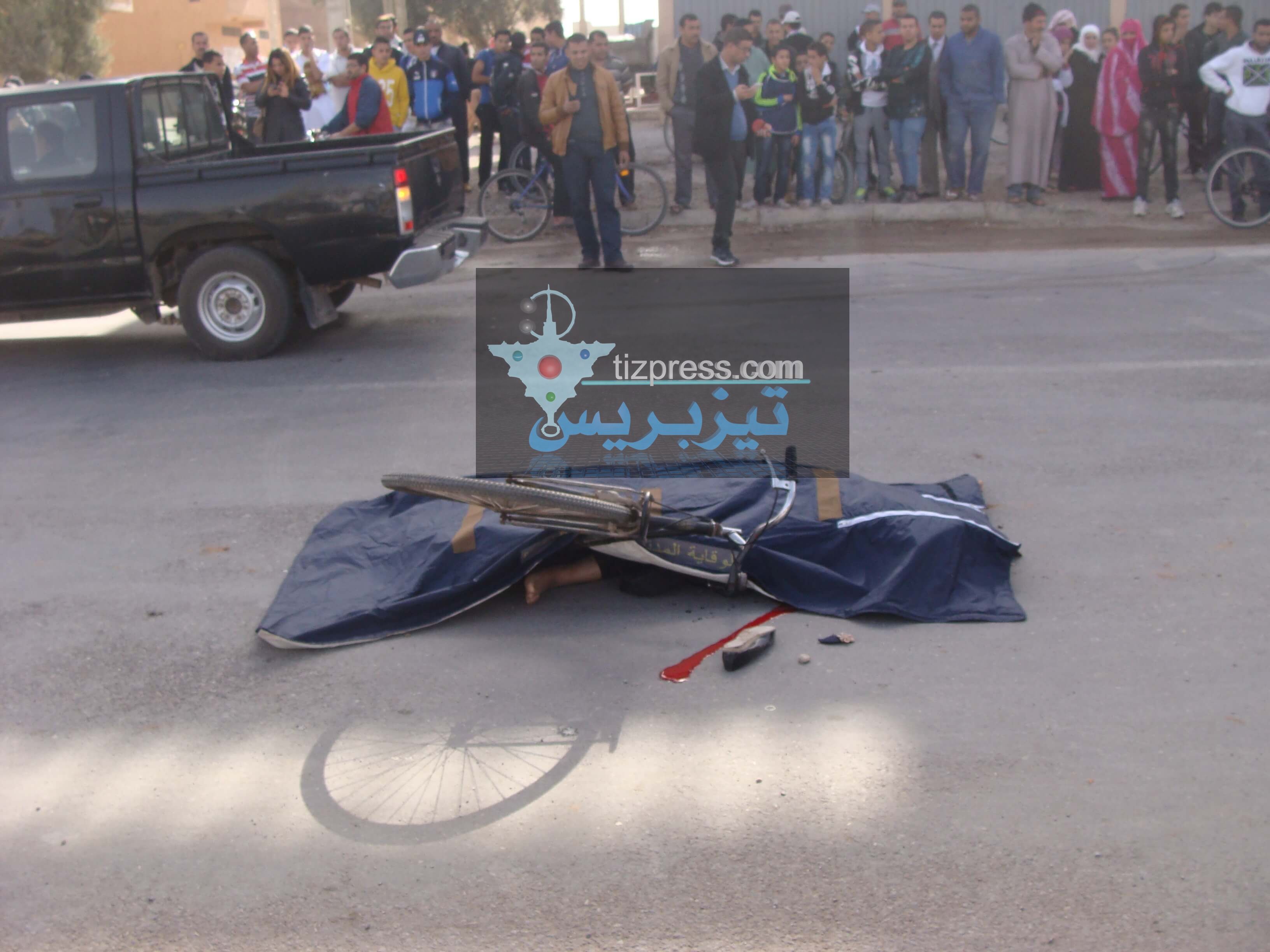 تيزنيت : صور حادثة السير المأساوية التي أودت بحياة ” ســناء ” ، وإدارة ثانوية الوحدة تعزي أسرة الفقيدة تيزنيت : صور حادثة السير المأساوية التي أودت بحياة ” ســناء ” ، وإدارة ثانوية الوحدة تعزي أسرة الفقيدة