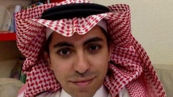 السعودية تجلد مدونا بتهمة “إهانة الإسلام” السعودية تجلد مدونا بتهمة “إهانة الإسلام”