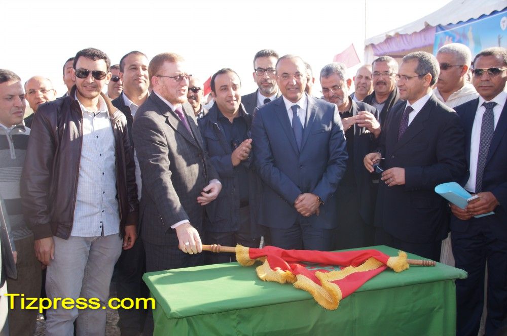 المعدر الكبير : بوليف يعطي انطلاقة أشغال بناء حاجز قارعة الطريق الإقليمية 1913، و يدشن سلسلة مشاريع بالإقليم ( صور + فيديو ) المعدر الكبير : بوليف يعطي انطلاقة أشغال بناء حاجز قارعة الطريق الإقليمية 1913، و يدشن سلسلة مشاريع بالإقليم ( صور + فيديو )