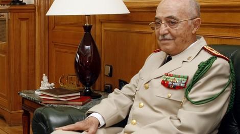 الجنرال دكور دارمي عبد العزيز بناني إلى دار البقاء الجنرال دكور دارمي عبد العزيز بناني إلى دار البقاء
