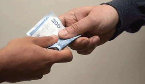 توقيف مفتش شرطة بمطار محمد الخامس مشتبه في تورطه في قضية ارتشاء توقيف مفتش شرطة بمطار محمد الخامس مشتبه في تورطه في قضية ارتشاء