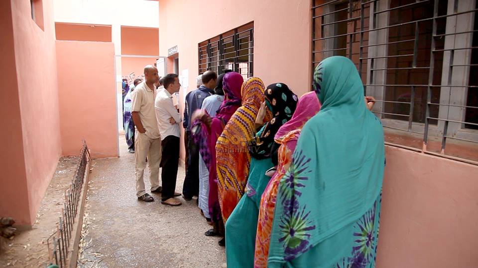 وزارة الداخلية: نسبة المشاركة في عملية انتخاب أعضاء الغرف المهنية فاقت 14 في المائة إلى غاية الساعة الثانية عشر زوالا وزارة الداخلية: نسبة المشاركة في عملية انتخاب أعضاء الغرف المهنية فاقت 14 في المائة إلى غاية الساعة الثانية عشر زوالا
