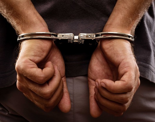 ستة أشهر حبسا نافذا في حق رئيس جماعة بتهمة اختلاس أموال عمومية ستة أشهر حبسا نافذا في حق رئيس جماعة بتهمة اختلاس أموال عمومية