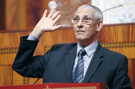 الداودي يخصص 13 مليارا للتزويد مختلف الكليات بــ«الويفي» الداودي يخصص 13 مليارا للتزويد مختلف الكليات بــ«الويفي»