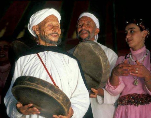 وفاة نجم رقصة أحيدوس “المايسترو” موحا والحسين أشيبان