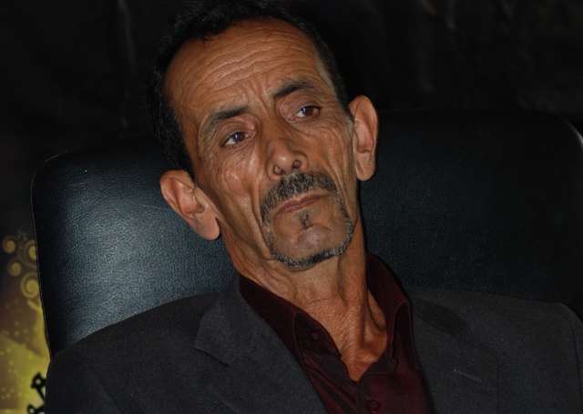 محمد الحنفي أيقونة مجموعة إزنزارن التي تنكر لها الكل وتنتظر من ينصفها محمد الحنفي أيقونة مجموعة إزنزارن التي تنكر لها الكل وتنتظر من ينصفها