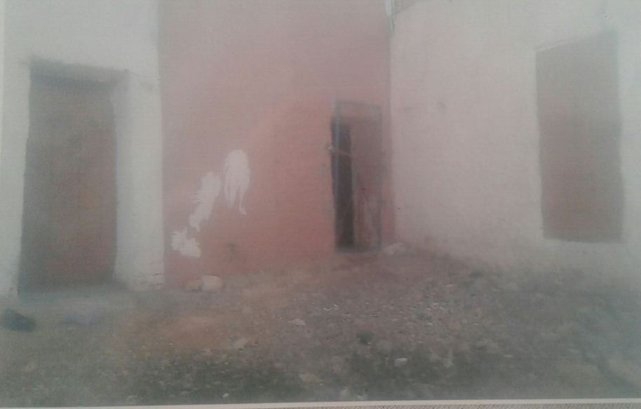 مواطن صويري يطالب الجهات المسؤولة بالتدخل لإنصافه من ضرر الترامي على مِلكه بمركز سميمو مواطن صويري يطالب الجهات المسؤولة بالتدخل لإنصافه من ضرر الترامي على مِلكه بمركز سميمو