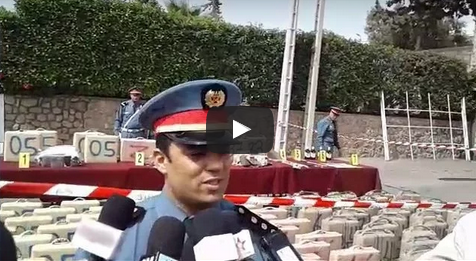 بالفيديو : تفاصيل حجز أزيد من 03  أطنان من الحشيش على متن سيارتين بأكادير
