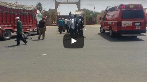 بالفيديو و الصور :حادثة اصطدام خطير بتيزنيت بين شاحنة و دراجة نارية بالفيديو و الصور :حادثة اصطدام خطير بتيزنيت بين شاحنة و دراجة نارية