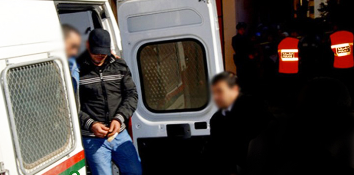 تيزنيت : حملات أمنية بتيزنيت تقود إلى اعتقال 27 شخصا في ظرف أربعة أيام تيزنيت : حملات أمنية بتيزنيت تقود إلى اعتقال 27 شخصا في ظرف أربعة أيام