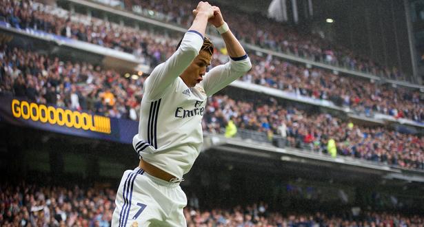 بالفيديو : هاتريك كريستيانو رونالدو يقود ريال مدريد لقهر ضيفه وجاره أتليتيك مدريد بالفيديو : هاتريك كريستيانو رونالدو يقود ريال مدريد لقهر ضيفه وجاره أتليتيك مدريد