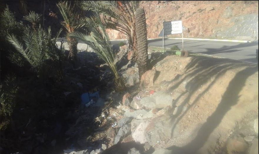 اداوسملال: جريان المياه العادمة بمركز اداوسملال يسائل سياسة تدبير الشأن المحلي بالجماعة اداوسملال: جريان المياه العادمة بمركز اداوسملال يسائل سياسة تدبير الشأن المحلي بالجماعة