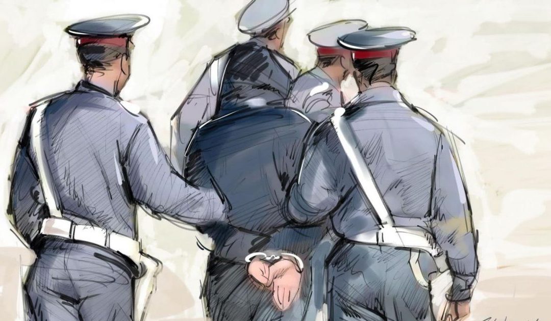 إعتقال شاب بشيشاوة حاول إغتصاب والدته إعتقال شاب بشيشاوة حاول إغتصاب والدته