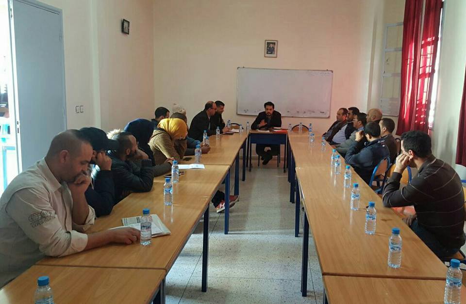 تيزنيت : أرباب المقاهي والمطاعم يستنكرون الضريبة الجديدة “حقوق المؤلف” ويصرحون بأنها لا تعنيهم تيزنيت : أرباب المقاهي والمطاعم يستنكرون الضريبة الجديدة “حقوق المؤلف” ويصرحون بأنها لا تعنيهم