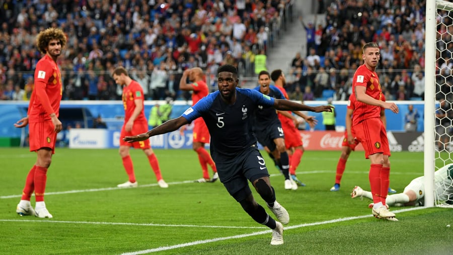 فرنسا تتأهل إلى نهائي كأس العالم للمرة الثالثة في تاريخها فرنسا تتأهل إلى نهائي كأس العالم للمرة الثالثة في تاريخها
