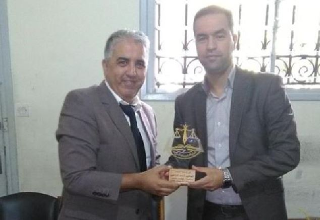 تيزنيت : تكريم القاضي” التجاني أحمد الزاكي” بمناسبة ترقيته وانتقاله الى استئنافية أكادير تيزنيت : تكريم القاضي” التجاني أحمد الزاكي” بمناسبة ترقيته وانتقاله الى استئنافية أكادير