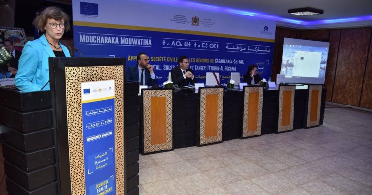 تيزنيت : إطلاق برنامج “مشاركة مواطنة”بالإقليم لدعم مبادرات جمعيات المجتمع المدني تيزنيت : إطلاق برنامج “مشاركة مواطنة”بالإقليم لدعم مبادرات جمعيات المجتمع المدني