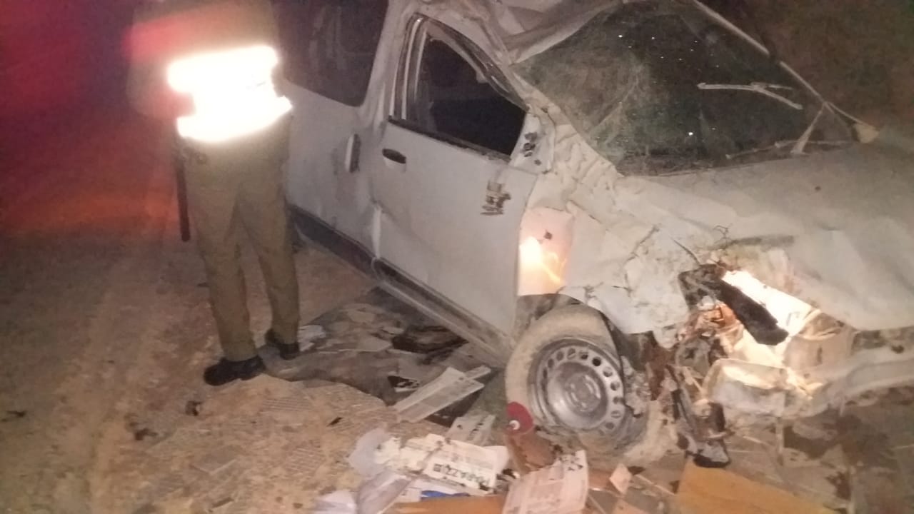أولاد جرار: إنقلاب سيارة خفيفة محملة بصفائح “السيراميك” أولاد جرار: إنقلاب سيارة خفيفة محملة بصفائح “السيراميك”