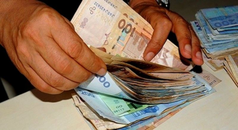 اقتطاع رابع من الأجور يغضب الموظفين اقتطاع رابع من الأجور يغضب الموظفين