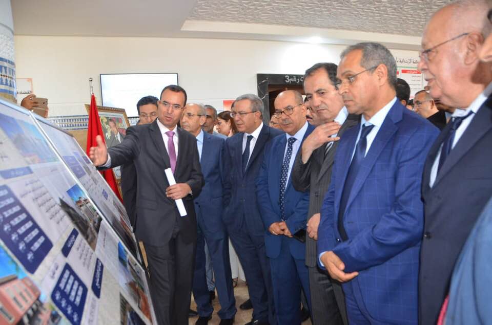 وزير العدل يدشن الصيغة المحدثة لملحقة ابتدائية أكادير وزير العدل يدشن الصيغة المحدثة لملحقة ابتدائية أكادير