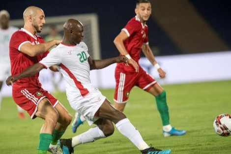 المنتخب الوطني يتعادل مع منتخب بوركينا فاسو في مباراة ودية المنتخب الوطني يتعادل مع منتخب بوركينا فاسو في مباراة ودية
