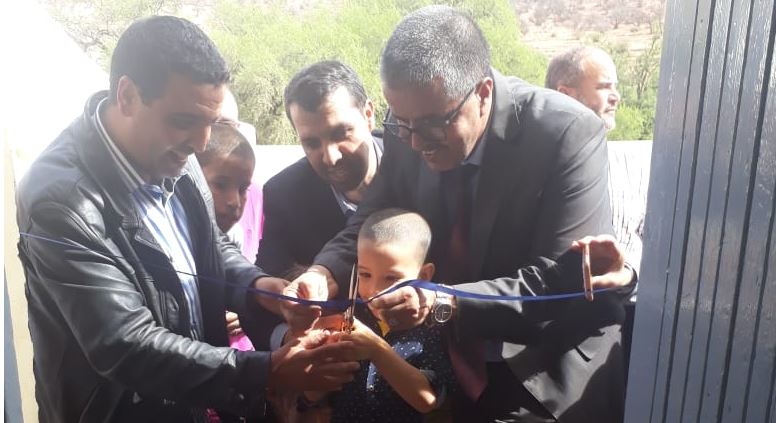 أيت إسفن : المدير الإقليمي لوزارة التربية الوطنية يشرف على افتتاح قسم للتعليم الأولي بوحدة ” إغالن “بم.م البيروني ويكرم أطرها التربوية بمناسبة العيد الأممي للمدرس أيت إسفن : المدير الإقليمي لوزارة التربية الوطنية يشرف على افتتاح قسم للتعليم الأولي بوحدة ” إغالن “بم.م البيروني ويكرم أطرها التربوية بمناسبة العيد الأممي للمدرس
