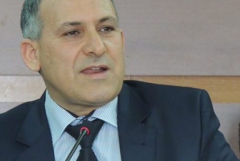 صفقة تعبيد طريق تثير الجدل … والجمعيات تستعيد رفع تظلم إلى عامل إقليم سيدي إفني صفقة تعبيد طريق تثير الجدل … والجمعيات تستعيد رفع تظلم إلى عامل إقليم سيدي إفني