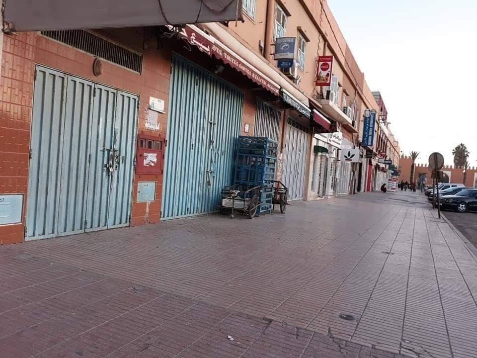 تيزنيت :ممثلو القطاعات المتضررة من قرار إغلاق مجموعة من التجار والحرفيين والمهنيين وأصحاب الخدمات لمحلاتهم يراسلون بوغضن تيزنيت :ممثلو القطاعات المتضررة من قرار إغلاق مجموعة من التجار والحرفيين والمهنيين وأصحاب الخدمات لمحلاتهم يراسلون بوغضن
